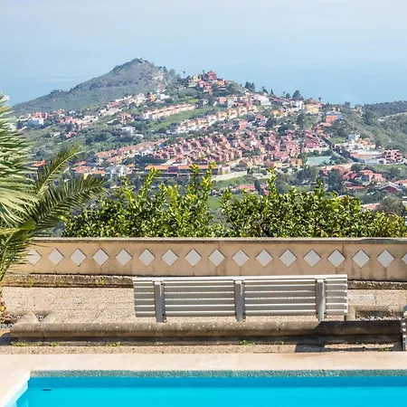 بيت للعطل Teresita High Views *